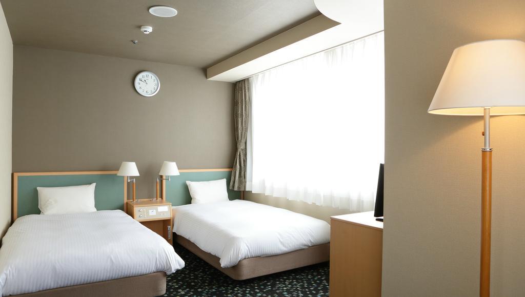 Hotel Premium Green Hills Сендай Екстер'єр фото