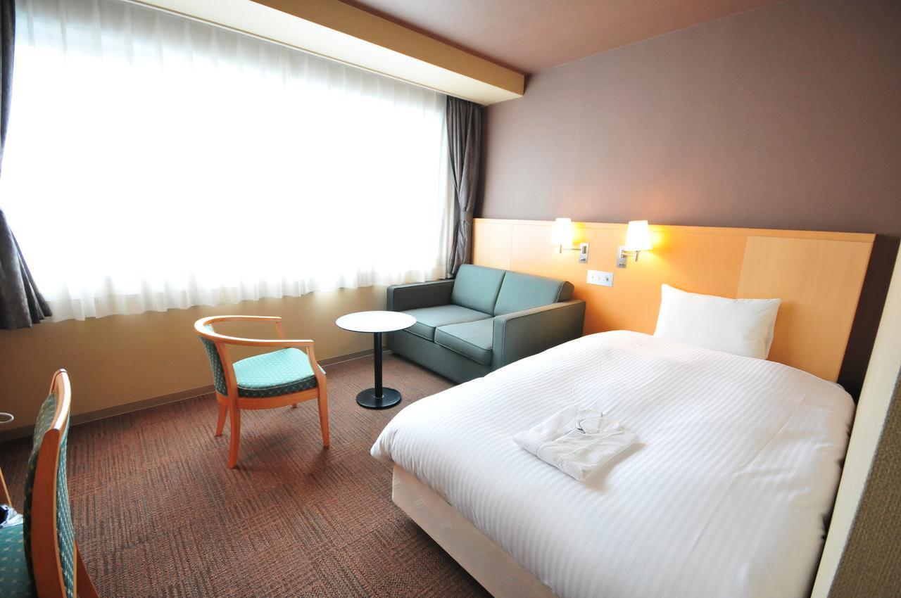 Hotel Premium Green Hills Сендай Екстер'єр фото